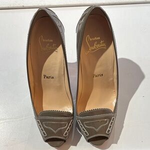 Christian Louboutin Elegant Gray Peep-Toe Heels
